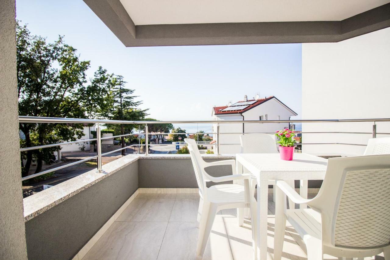 Colic Apartment Njivice Exterior foto