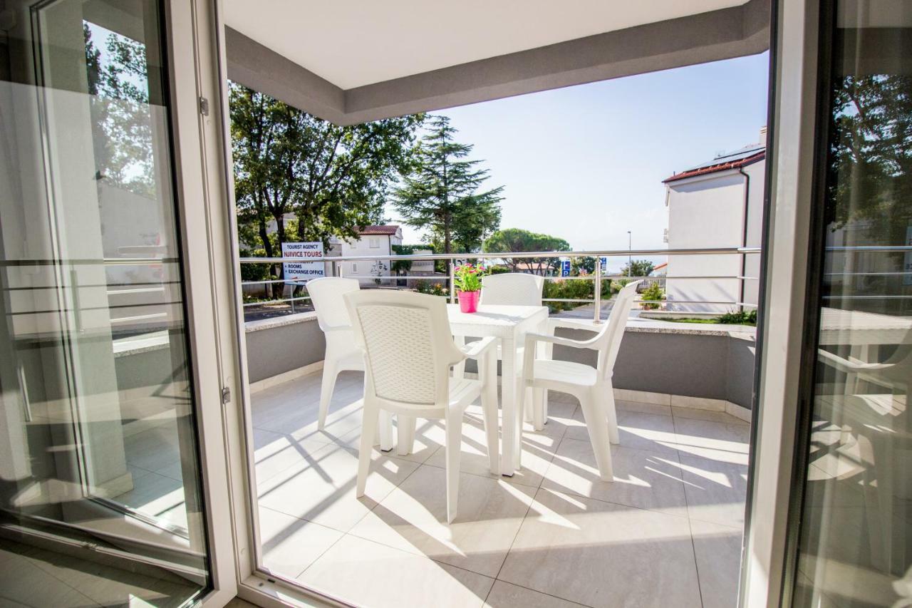 Colic Apartment Njivice Exterior foto